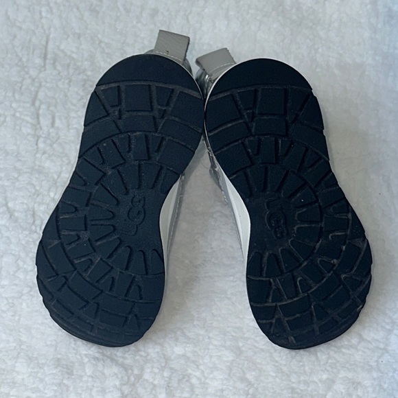 UGG Silver and Gray Boots with Cushioned Comfort - Picture 8 of 9